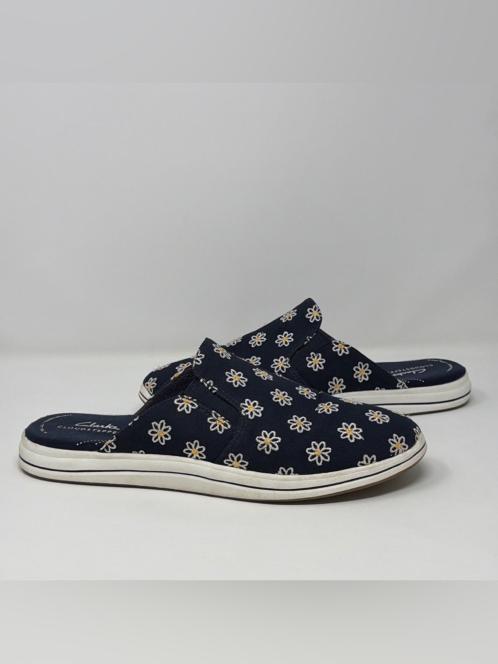 Clarks Breeze Shore Mule Navy Floral Daisy Slip On Comfort Womens 10M